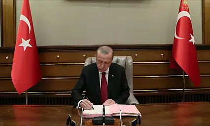 ERDOĞAN'IN İMZASIYLA İZMİR'DE İKİ KRİTİK GÖREV DEĞİŞTİ