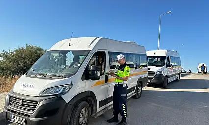 İzmir'de Okul Servislerine Jandarma Denetimi