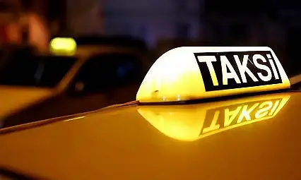 İzmir'de Taksi Ücretlerine Zam