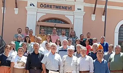 Ödemiş İlçe Millî Eğitim Müdürlüğü Çalışanlarına Başarı Belgeleri Takdim Edildi