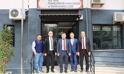 Ödemiş Kaymakamı Hakan Yavuz Erdoğan, Zübeyde Hanım MTAL'de İncelemede Bulundu