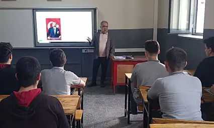Ödemiş Mesleki ve Teknik Anadolu Lisesi'nde 10 Kasım Atatürk'ü Anma Etkinlikleri Düzenlendi