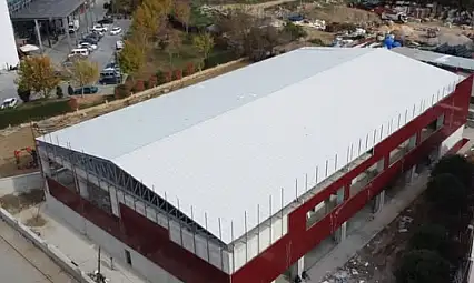 Ödemiş Yüzme Havuzu Gençlerin Hizmetine Hazırlanıyor