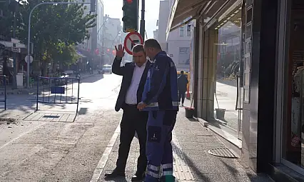 Tire'de Atatürk Caddesi'nde Kanalizasyon ve Üstyapı Çalışmaları Başladı