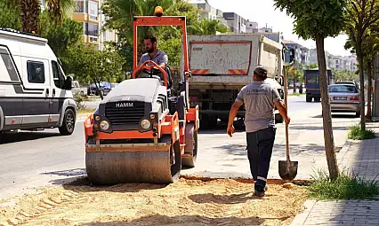 Tire'de Hürriyet Mahallesi'nde Asfalt Yama Çalışması Yapıldı