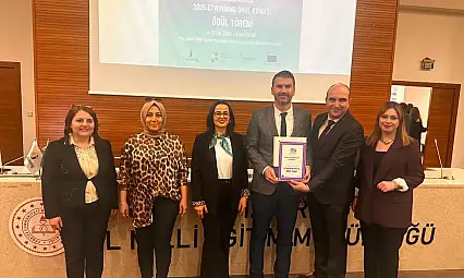 TİRE'DE İKİ OKULA AVRUPA'DAN PRESTİJLİ ETİKET