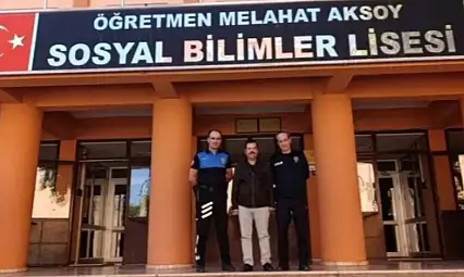 Tire'de Okullarda Güvenlik ve Eğitim İçin Polis Ziyareti