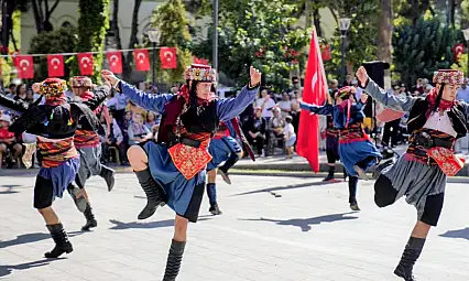 Tire'nin Kurtuluşunun 103. Yılı Coşkuyla Kutlandı