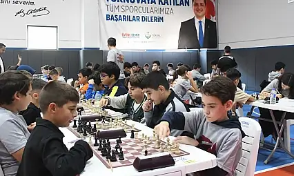 Truva Akademi'nin Minik Satranç Ustalarından Büyük Başarı