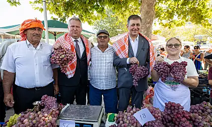 Urla Bağbozumu Şenliği Başladı: Bereket ve Kültür Bir Arada