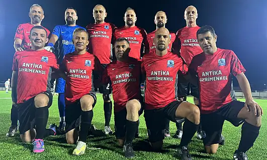 Ödemiş Masterler, Master Cup 2025'te Şampiyonluk Kupasını Kaldırdı