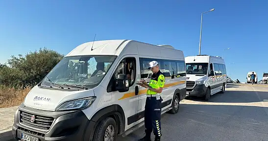 İzmir'de Okul Servislerine Jandarma Denetimi