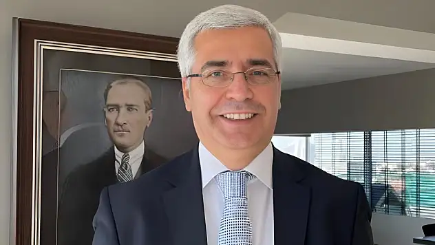 28. Dönem CHP İzmir 2.Bölge Milletvekili Mehmet Salih Uzun Kimdir?