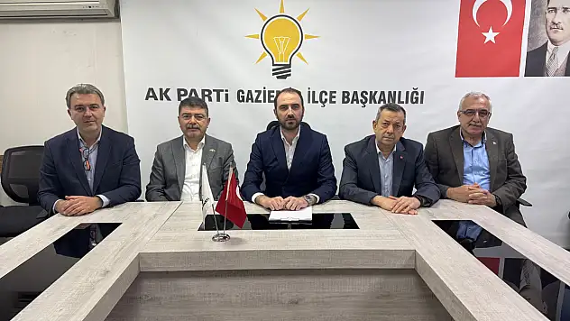 AK Parti Gaziemir İlçe Başkanı Yaşadı'dan Başkan Işık'a bir yıl salvoları!