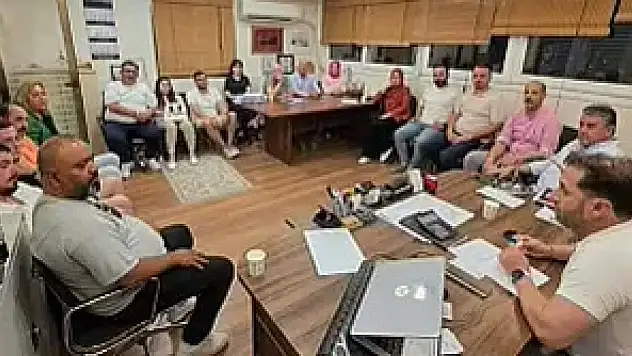 AK Parti Tire Haftalık Toplantısını Farklı Bir Yerde Yaptı