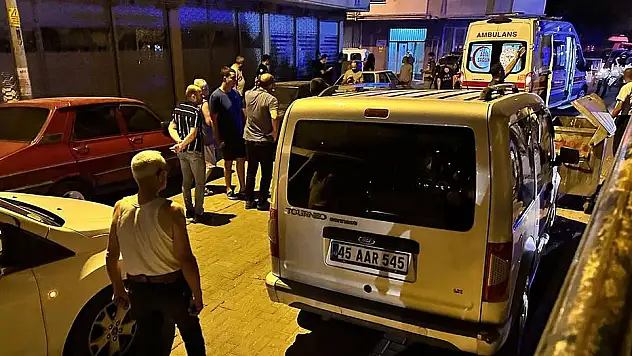 Akhisar'da cinayet: 2 ölü, 1 ağır yaralı