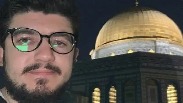 ‘Aklımı kaybetmek üzereyim!’ Şeriat hukuku hocası laik sisteme sığındı…