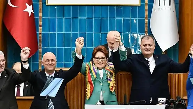 AKŞENER DUYURDU: TİRE'NİN BELEDİYE BAŞKAN ADAYI ATAKAN DURAN
