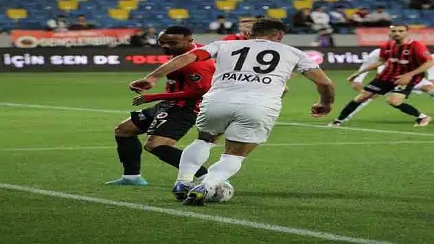 Altay kalesini 6 maç sonra kapattı