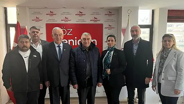 ALTINTAŞ, 'HER YERDE VATANDAŞLAR BELEDİYE'DEN MEMNUNİYETSİZLİĞİNİ DİLE GETİRDİ VE ADAYIMIZI YÜREKTEN KUCAKLADI'