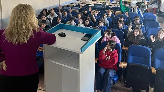 AMAÇ KENDİNİ GERÇEKLEŞTİRME