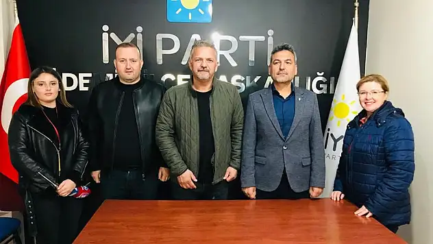 Aris Medya Ödemiş İyi Parti İlçe Başkanlığını ziyaret etti