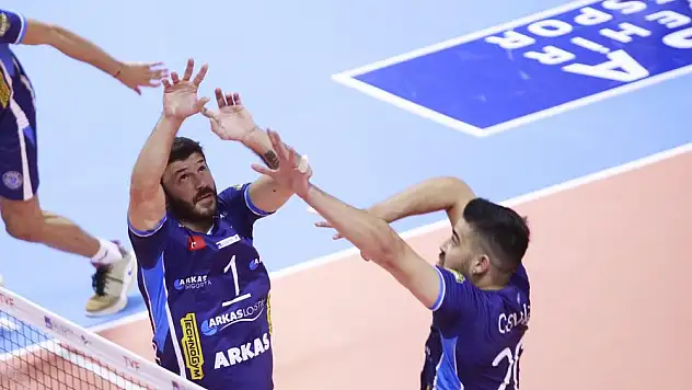 Arkas şansını zora soktu