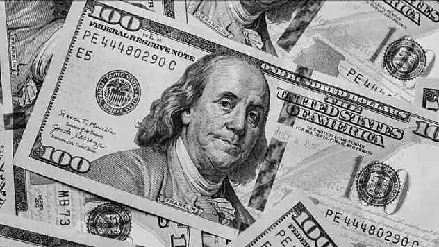 Asgari ücret 60 dolar eridi