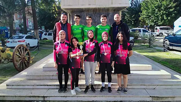 ATATÜRK KIR KOŞUSU'NDA TAKIM 2.SİYİZ