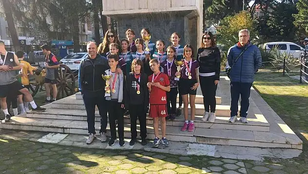 ATATÜRK YOL KOŞUSU