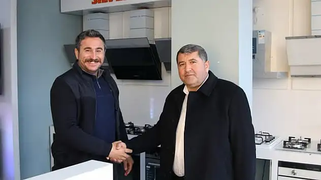 Bayındır Belediye Başkanı Davut Sakarsu, Esnaf ve Hemşehrileriyle Bir Araya Geldi