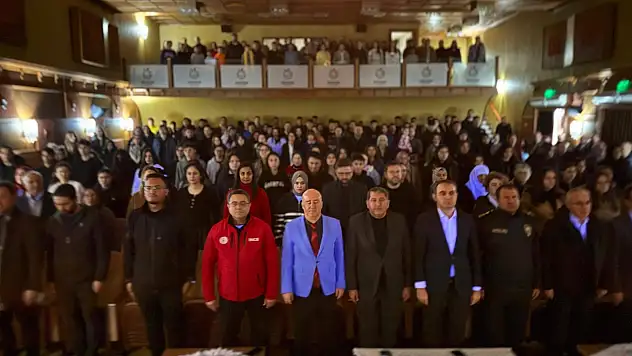 BAYINDIR'DA TÜRKÜLERLE GELECEĞE YOLCULUK