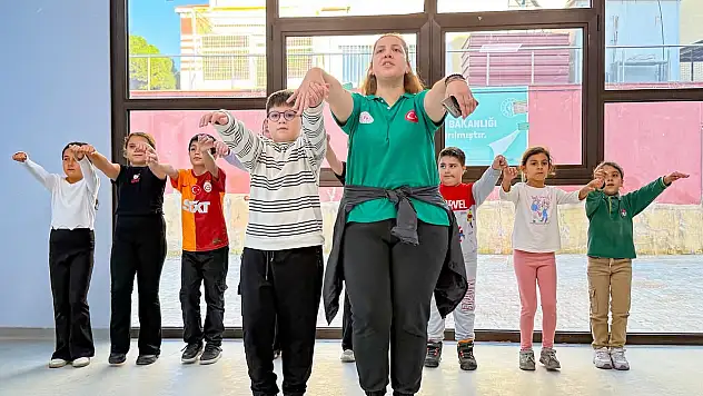 Bayındır Gençlik Merkezi'nde Karadeniz Rüzgârı Esti!