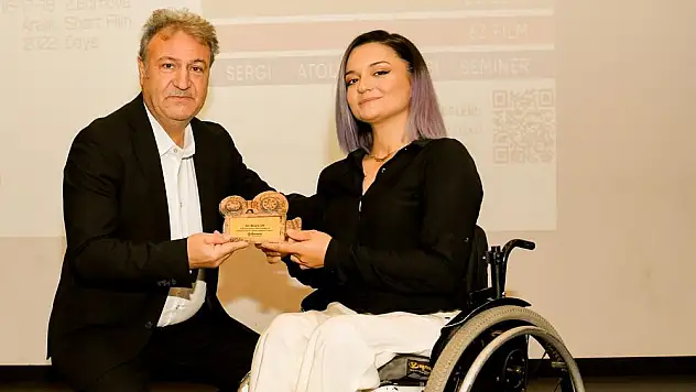 Bornova Belediyesi’nin katkısıyla çekilen “Duvar” belgeseli Altın Koza finalinde!