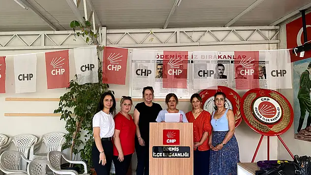 CHP'li Kadınlardan Ödemiş'te Kadın Cinayetlerine Tepki: 'Hayatı Savunmak İçin Başkaldırıyoruz!'
