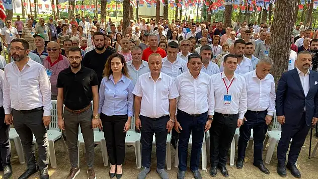 CHP Torbalı kongresi Divan başkanının seçilmesiyle başladı