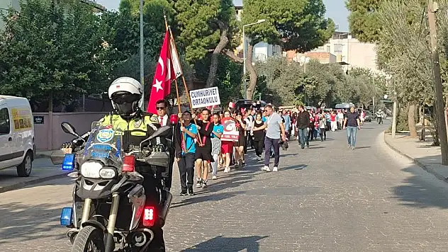 CUMHURİYETİMİZ 100 YAŞINDA