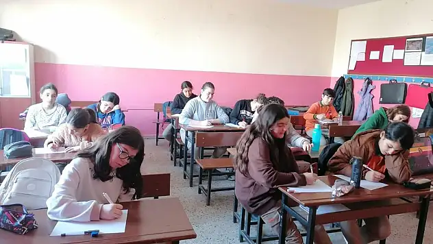 DEDE KORKUT HİKAYELERİ ANAHTAR KELİMELERLE CANLANDI!