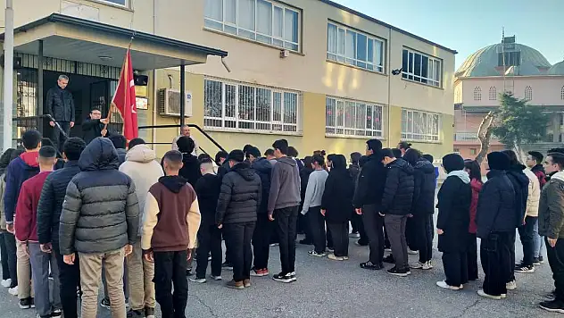 DEPREM ŞEHİTLERİNİ ANDIK