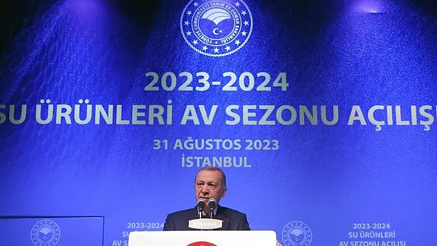 Depremzede balıkçılara para desteği