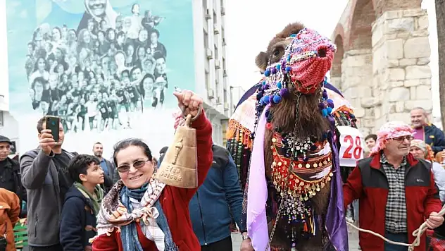 EFES SELÇUK DEVE GÜREŞLERİ FESTİVALİ’NDE ALTIN HAVAN SAHİBİNİ BULDU