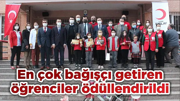 En çok bağışçı getiren öğrenciler ödüllendirildi