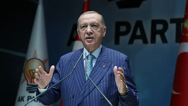 Erdoğan Menzil cemaati lideri için tam sayfa ilan verdi