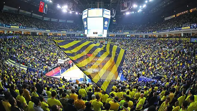 ‘Fener ağlama’ şarkısından sonra büyük olay