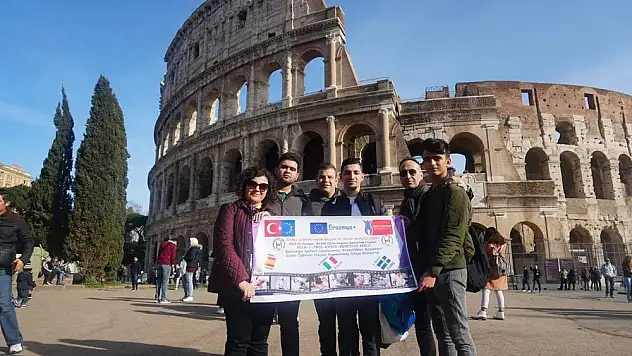 GELECEĞİN ŞEFLERİ AVRUPA'DA