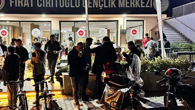Gençler Miraç Kandili'nde Buluştu