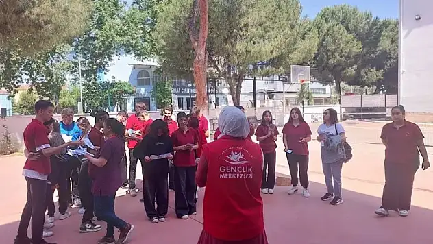 GSB Ödemiş Gençlik Merkezi'nden Öğrencilere Kamp Tanıtımı