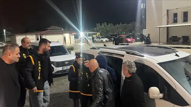 Güllü'nün Kızı Tutuklandı