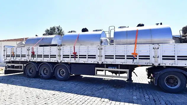 Hatay’daki süt üreticilerine İzmir’den tank desteği