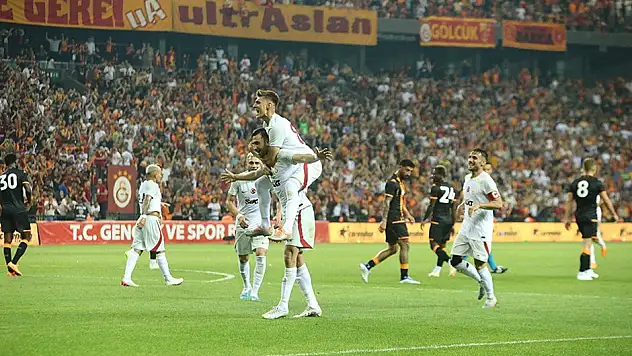 Hazırlık Maçı: Galatasaray 3-4 Hull City